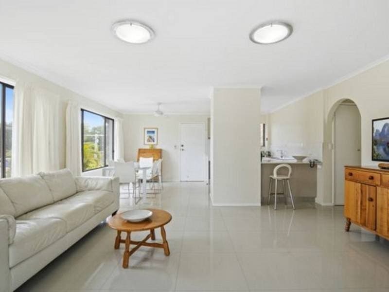 3/35 Armrick Avenue Broadbeach QLD, Broadbeach - Thumbnail 3