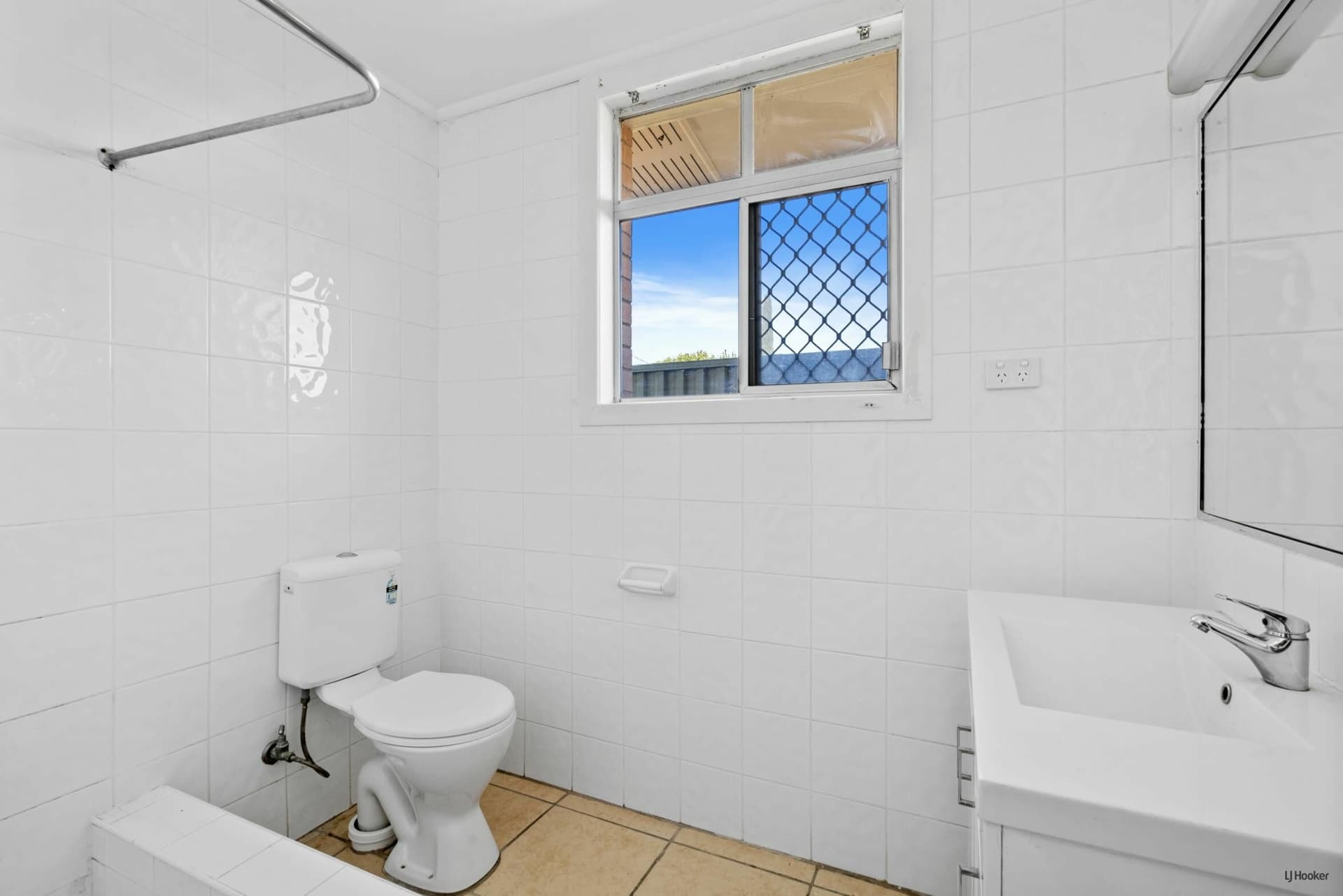 1/5 Lotus Key Broadbeach Waters QLD, Broadbeach Waters - Thumbnail 5