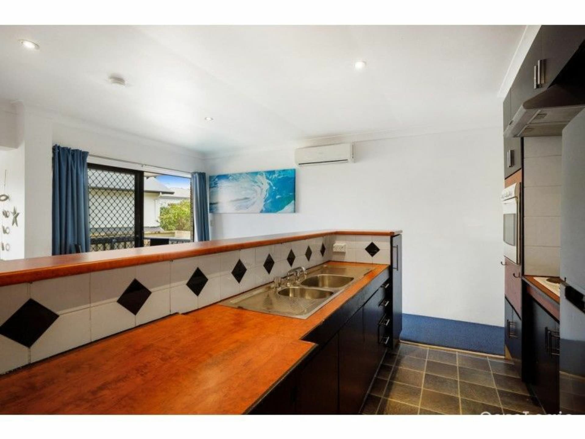 4/18 Sunshine Boulevard Broadbeach Waters QLD, Broadbeach Waters - Thumbnail 5