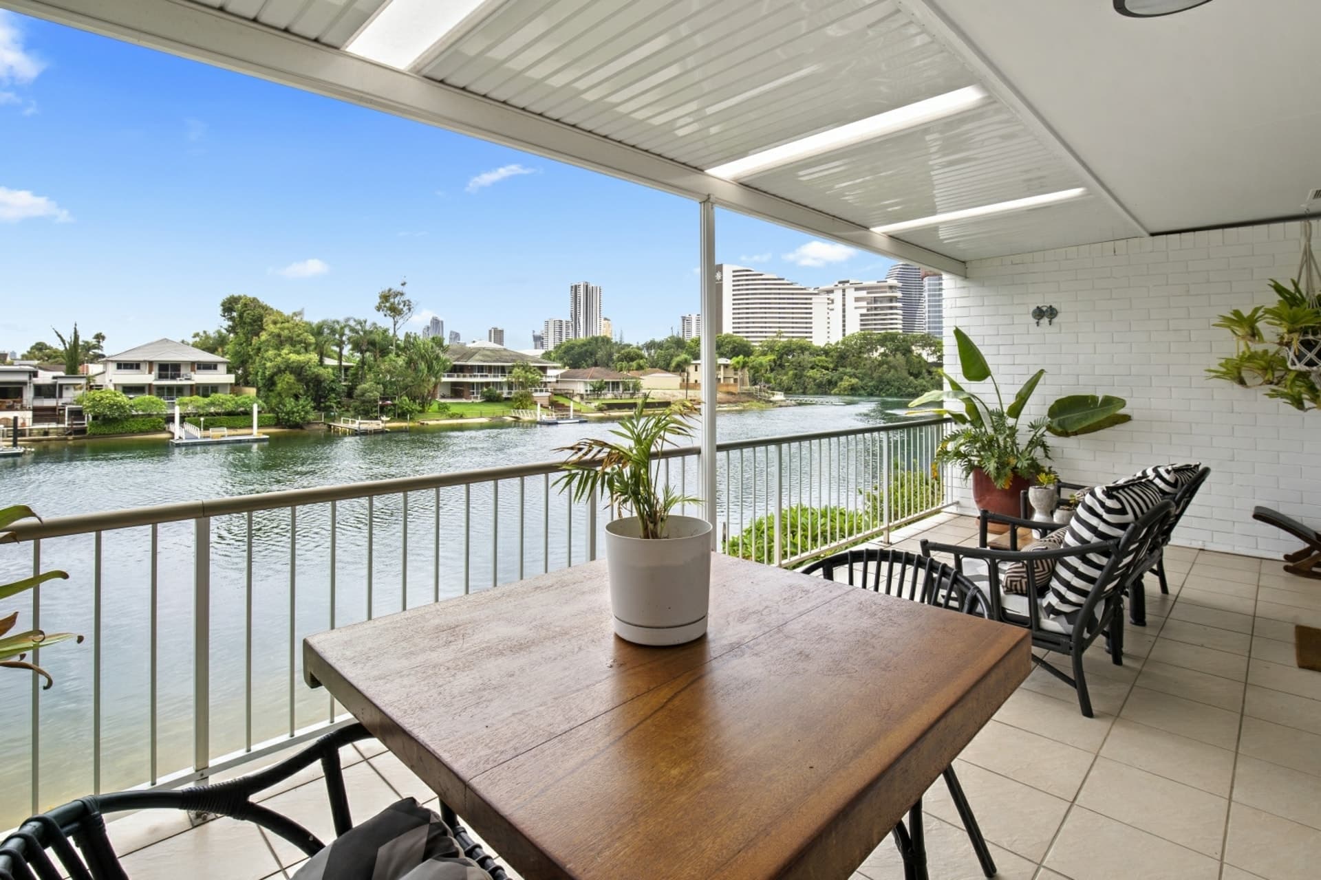 8/29 Hooker Boulevard Broadbeach Waters QLD, Broadbeach Waters - Thumbnail 3