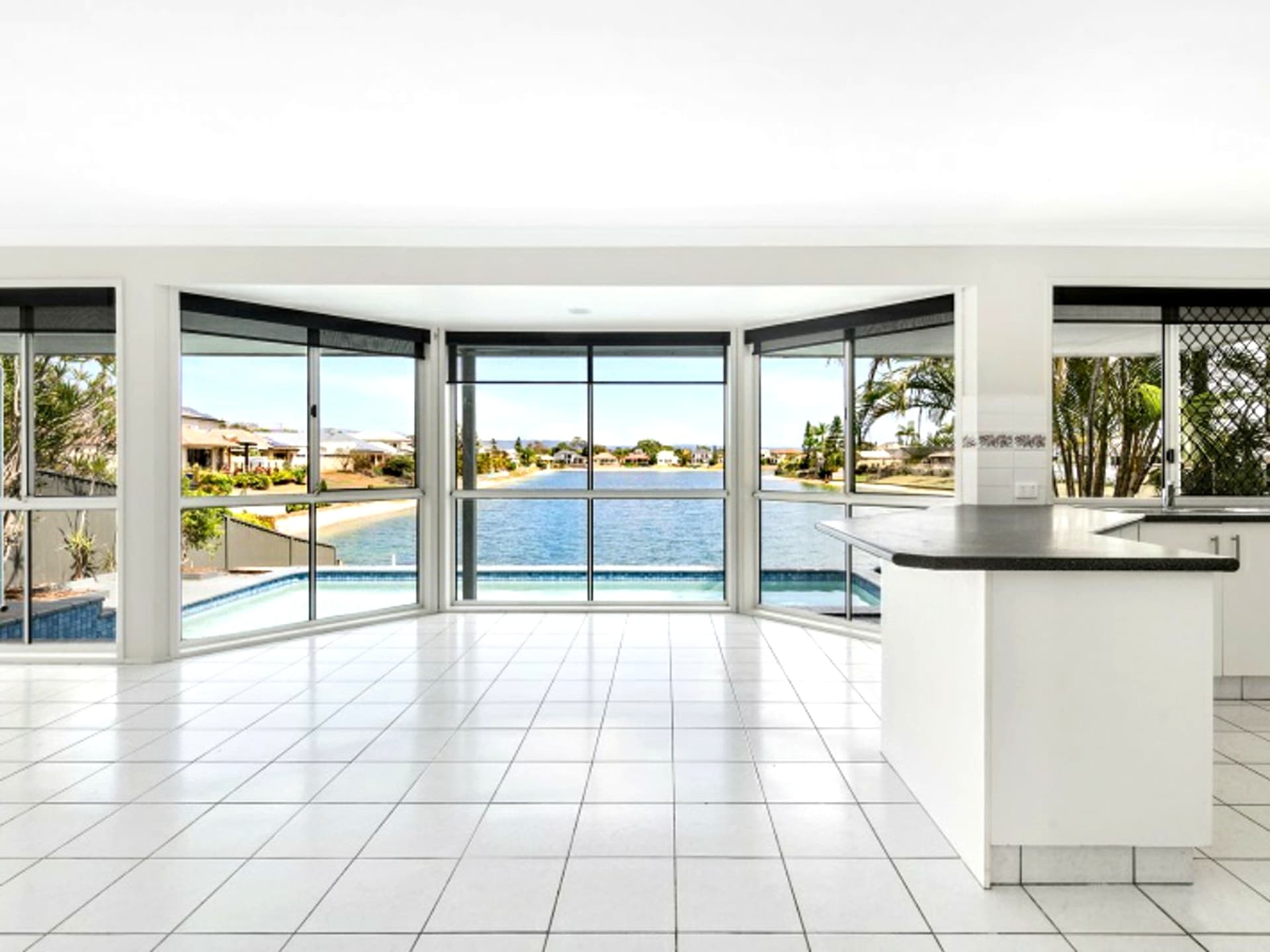 25 Tannah Court Broadbeach Waters QLD, Broadbeach Waters - Thumbnail 4