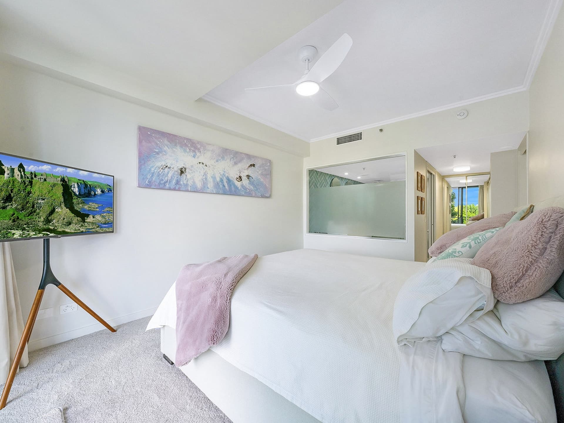 2313/33 T E Peters Drive Broadbeach Waters QLD, Broadbeach Waters - Thumbnail 2