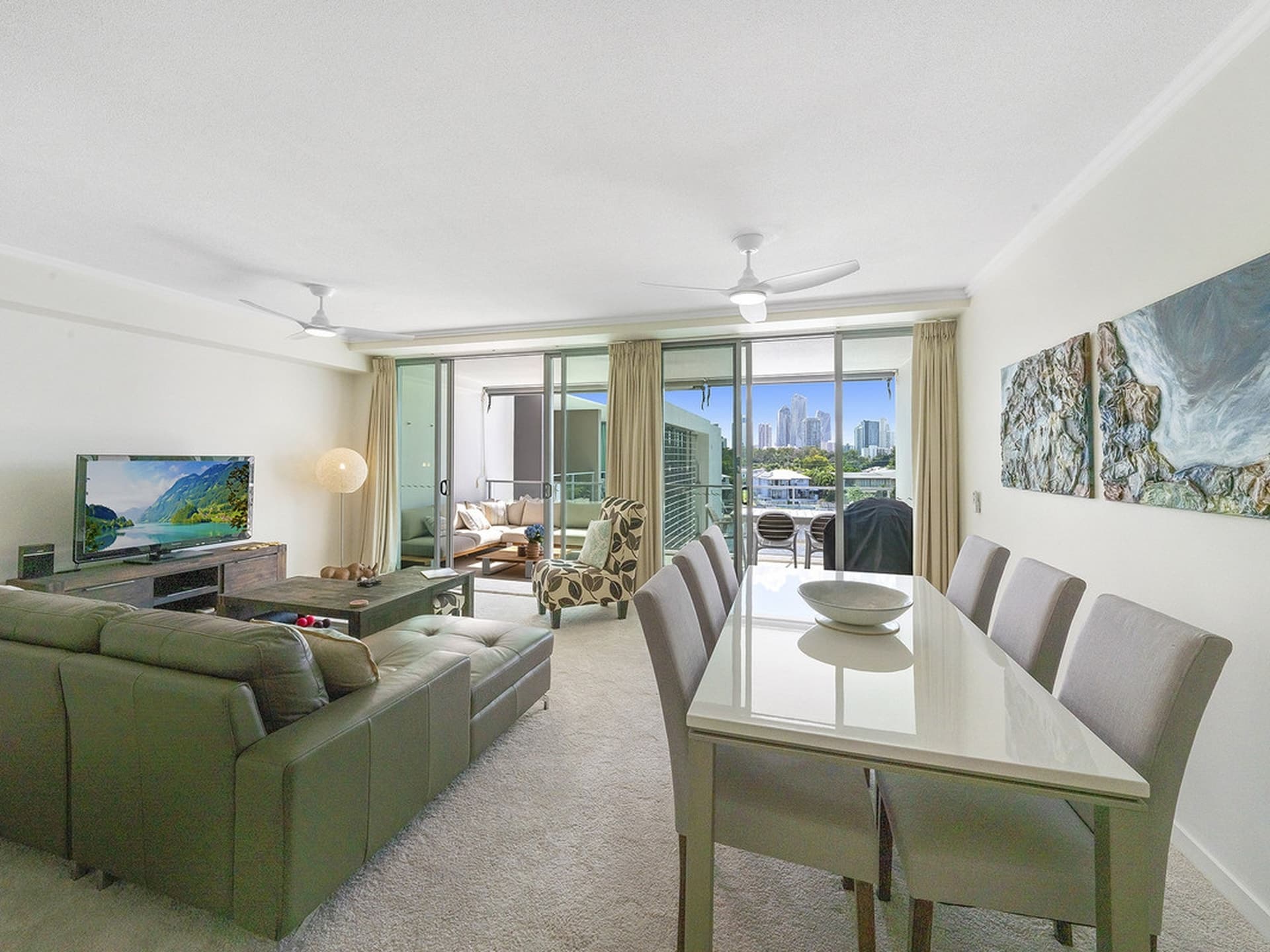 2313/33 T E Peters Drive Broadbeach Waters QLD, Broadbeach Waters - Thumbnail 3