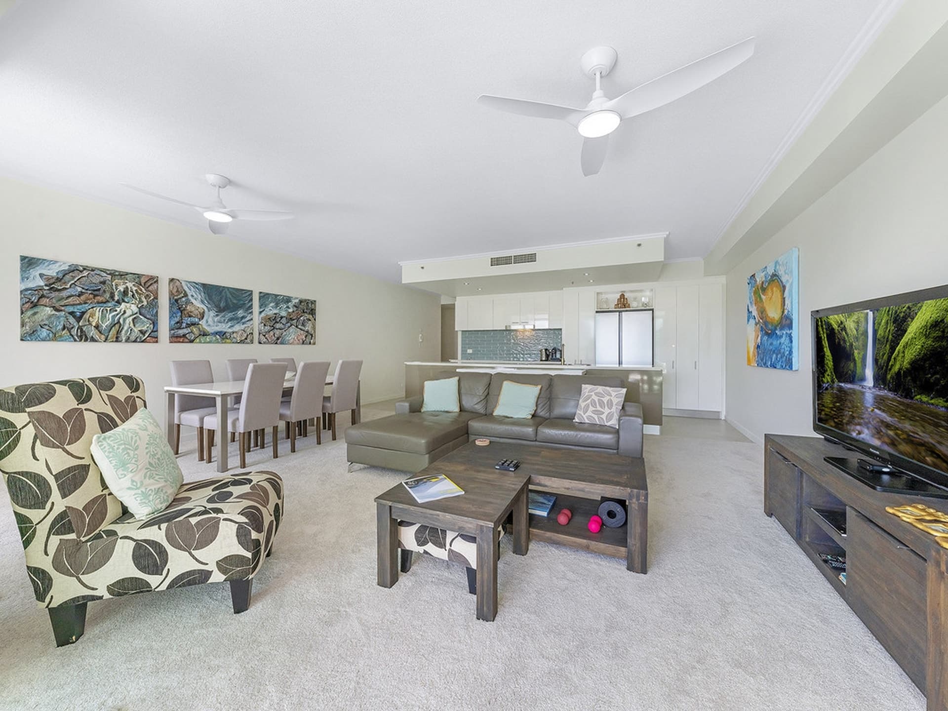 2313/33 T E Peters Drive Broadbeach Waters QLD, Broadbeach Waters - Thumbnail 5