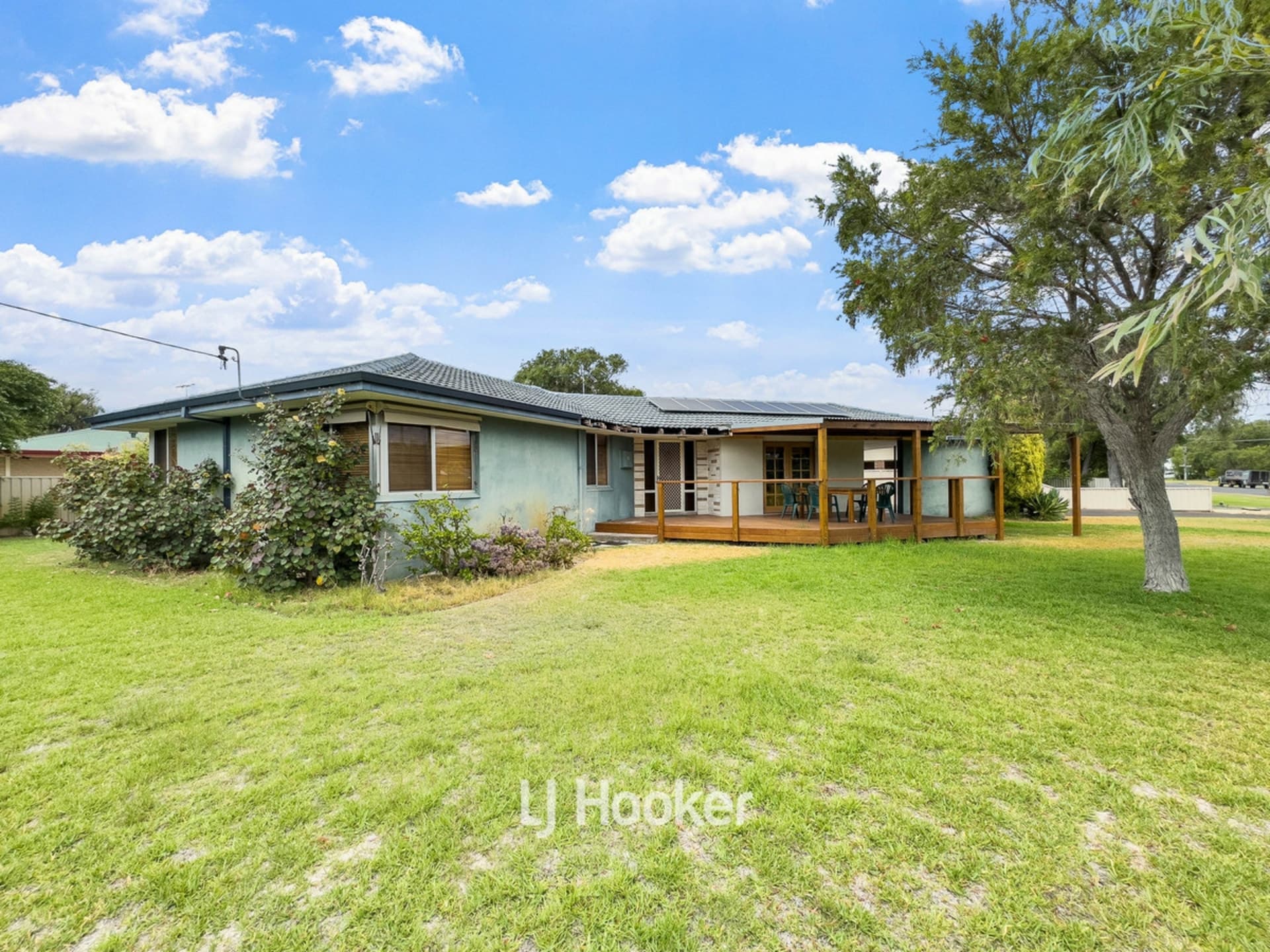 13 Lockhart Street Broadwater WA, Broadwater - Image 1