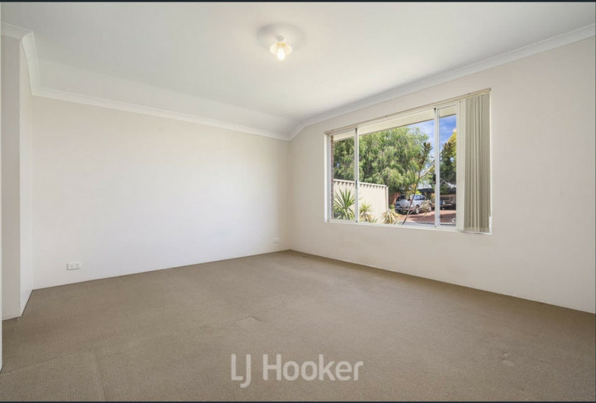 16 Darter Street Broadwater WA, Broadwater - Thumbnail 2