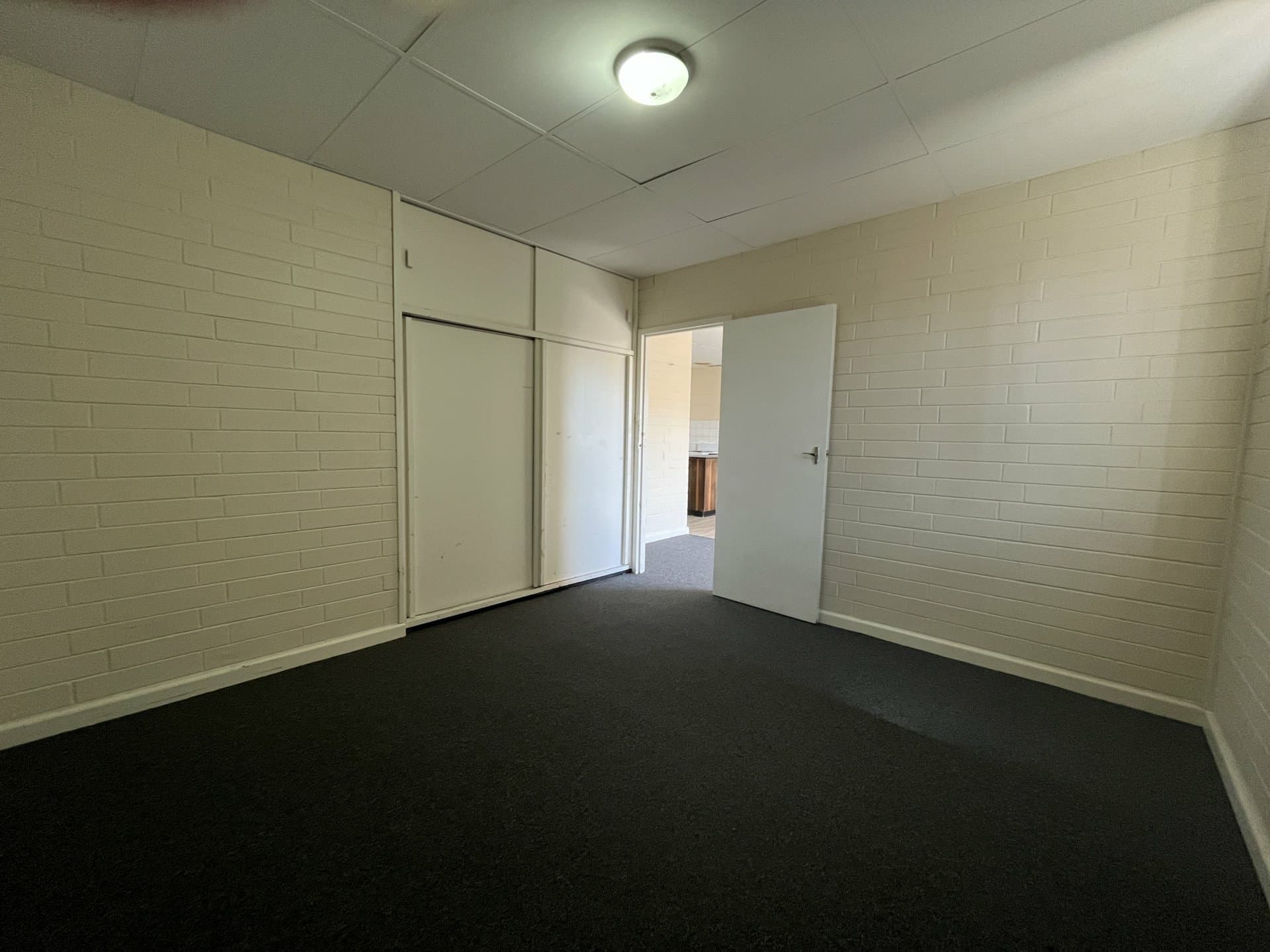 Unit 2/633 Mcgowen Street, Broken Hill, Broken Hill - Thumbnail 5