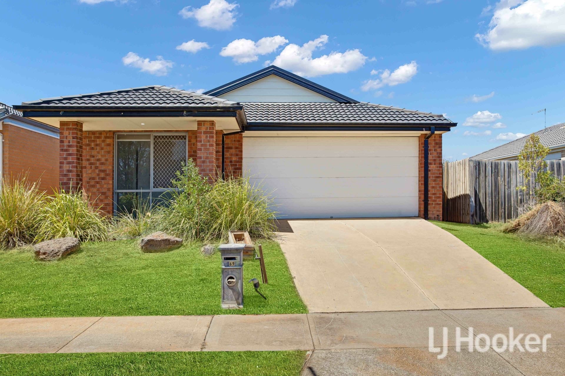 169 James Melrose Drive Brookfield VIC, Brookfield - Thumbnail 2