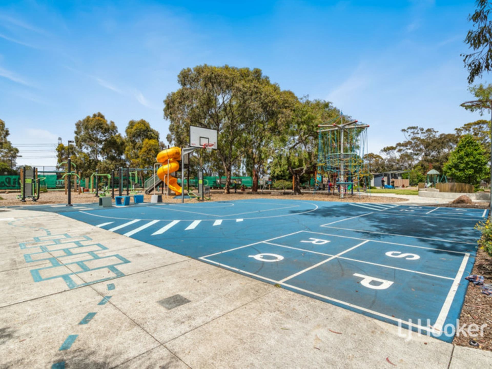 8/42 Nolan Avenue Brooklyn VIC, Brooklyn - Image 1