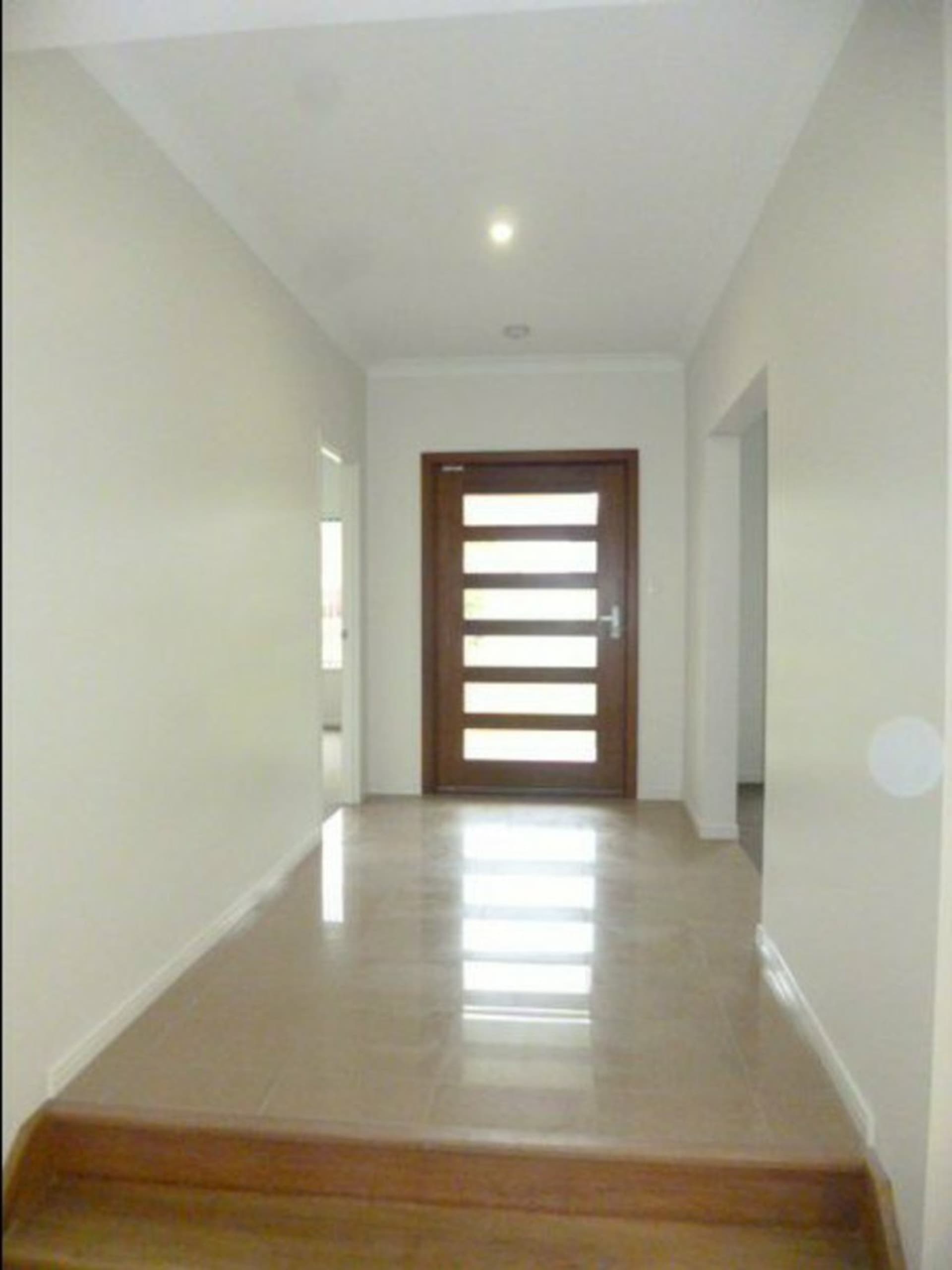 4 Lomandra Court Brookwater QLD, Brookwater - Thumbnail 3