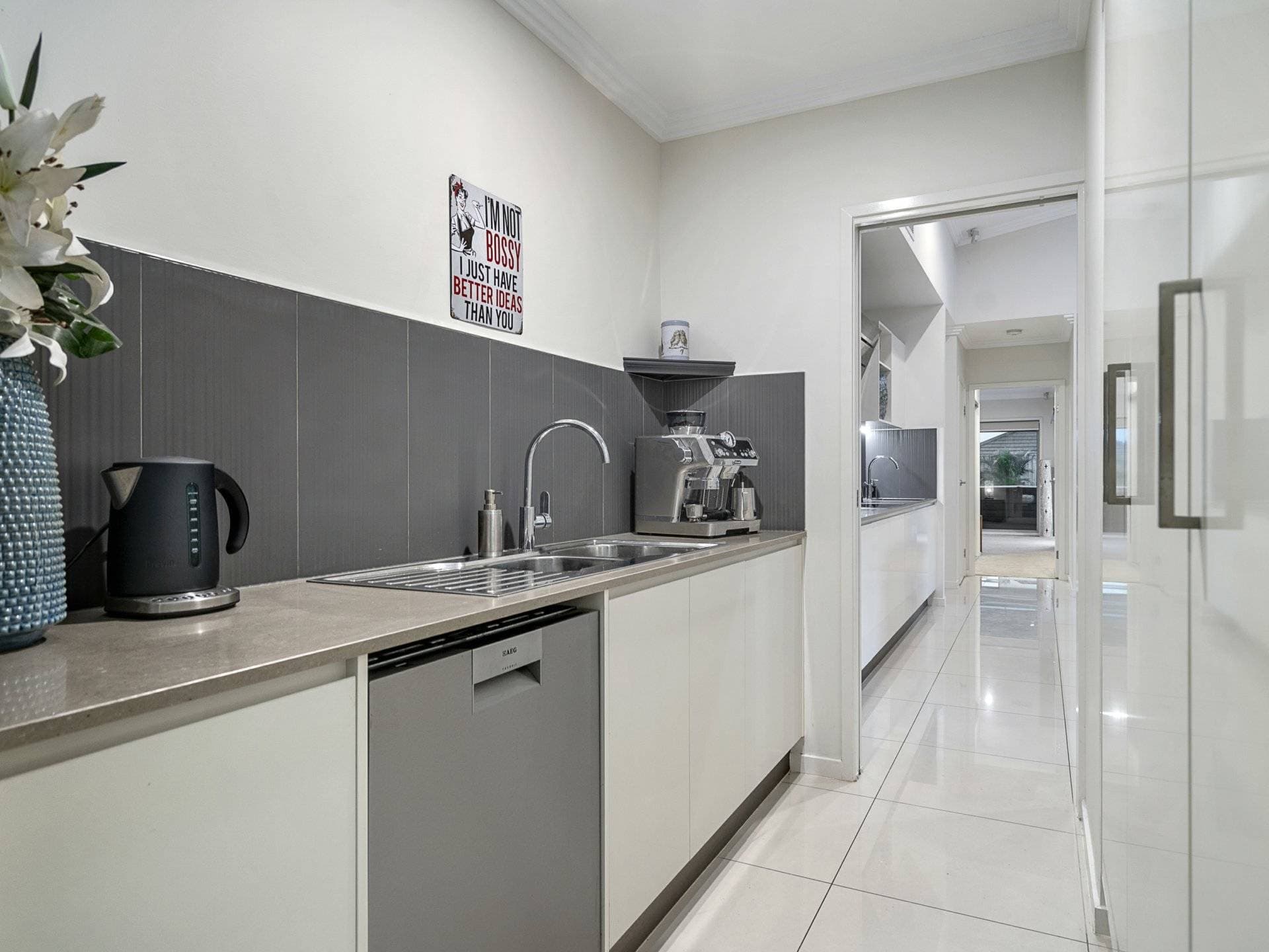 32 Monterey Circuit Brookwater QLD, Brookwater - Thumbnail 6