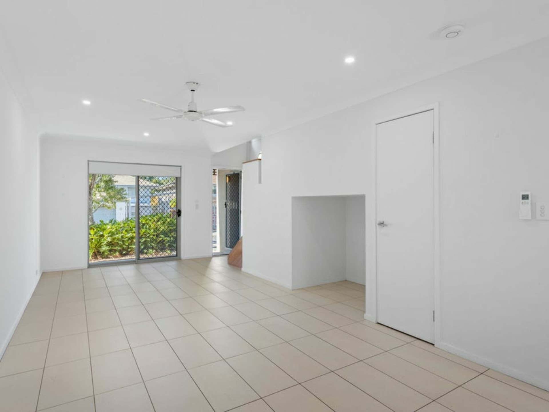 16 Ellerston Avenue Brookwater QLD, Brookwater - Thumbnail 7