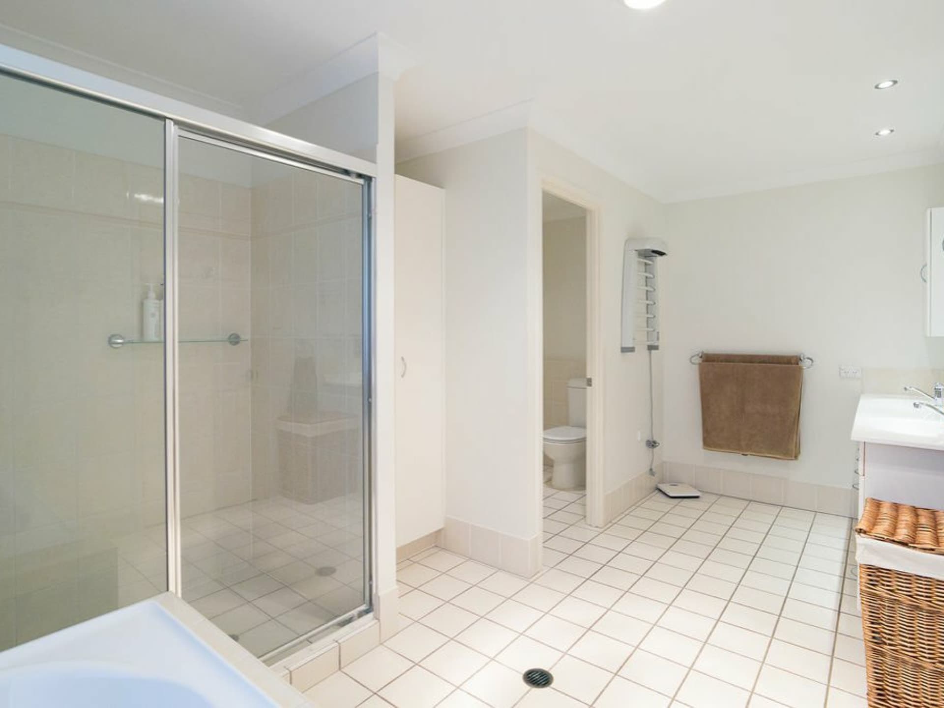 5 Whitewood Crescent Brookwater QLD, Brookwater - Thumbnail 8