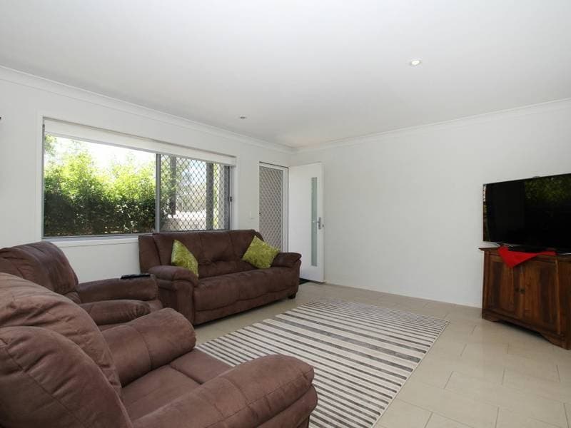 6 Kooyonga Place Brookwater QLD, Brookwater - Thumbnail 6