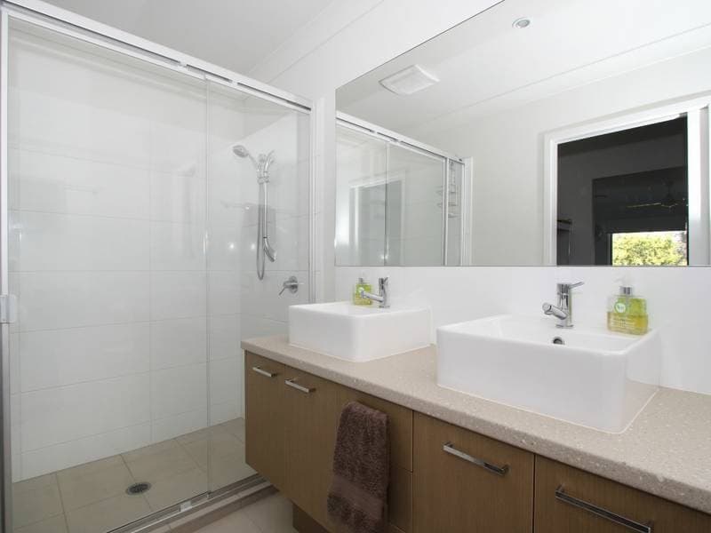 6 Kooyonga Place Brookwater QLD, Brookwater - Thumbnail 8