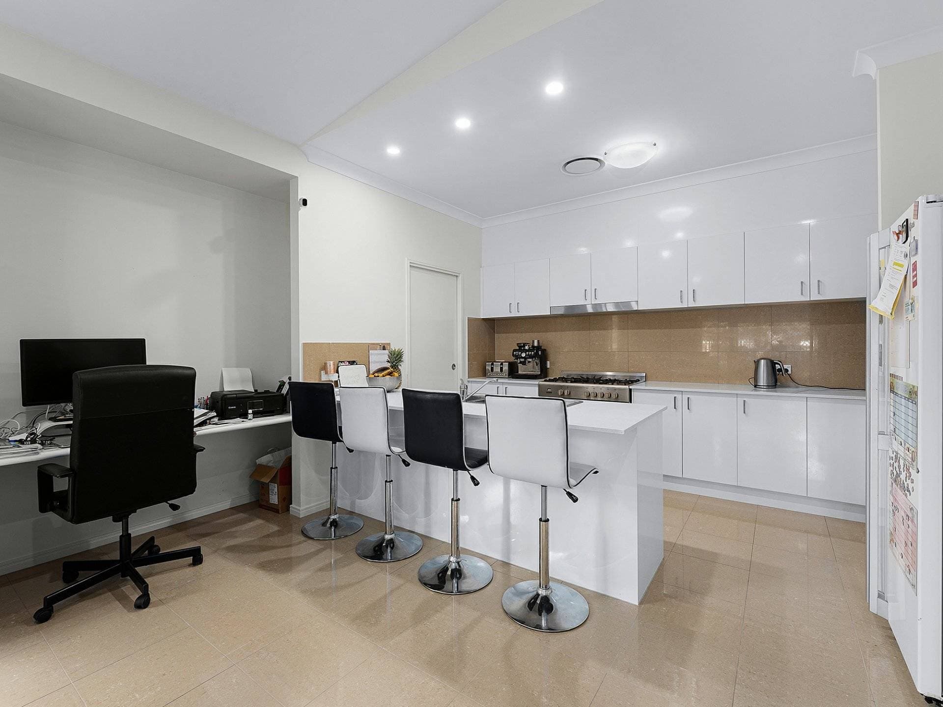 15 Raynuha Way Brookwater QLD, Brookwater - Thumbnail 3