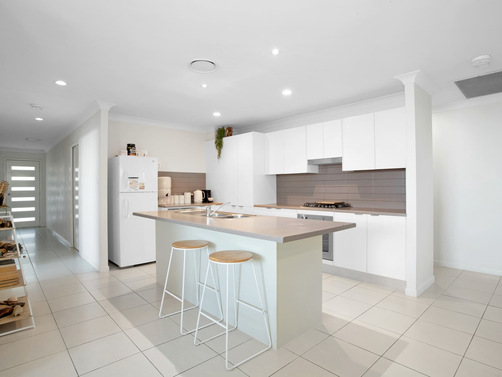 14 Hawkins Street Bucasia QLD, Bucasia - Thumbnail 3