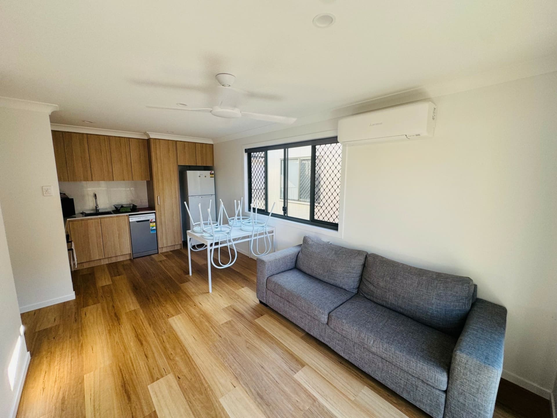 4/4 Hunter Street Bundaberg South QLD, Bundaberg South - Thumbnail 2