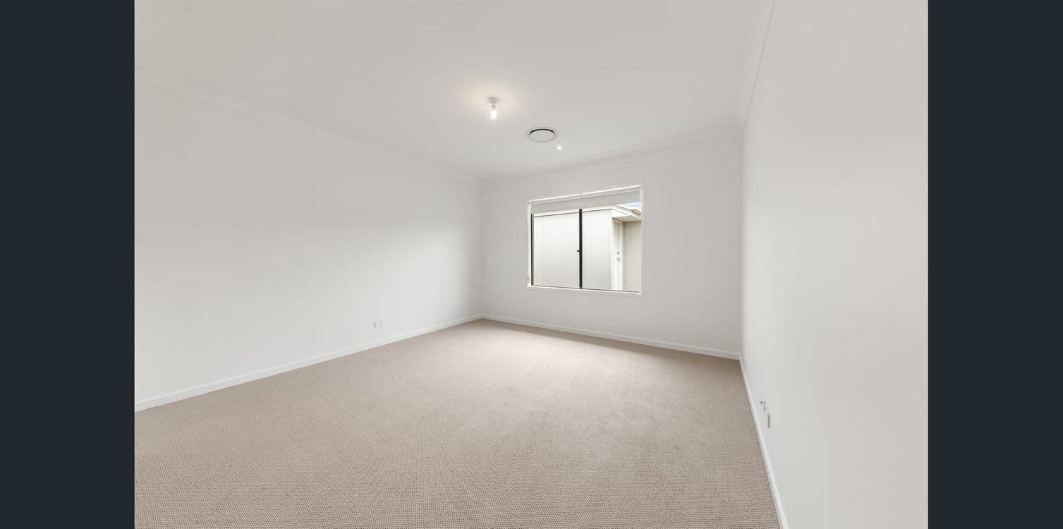 11 Patterson Road, WALLOON, QLD 4306, Walloon - Thumbnail 2