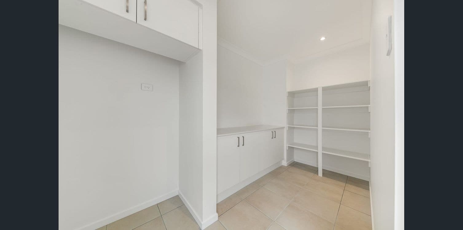 11 Patterson Road, WALLOON, QLD 4306, Walloon - Thumbnail 3