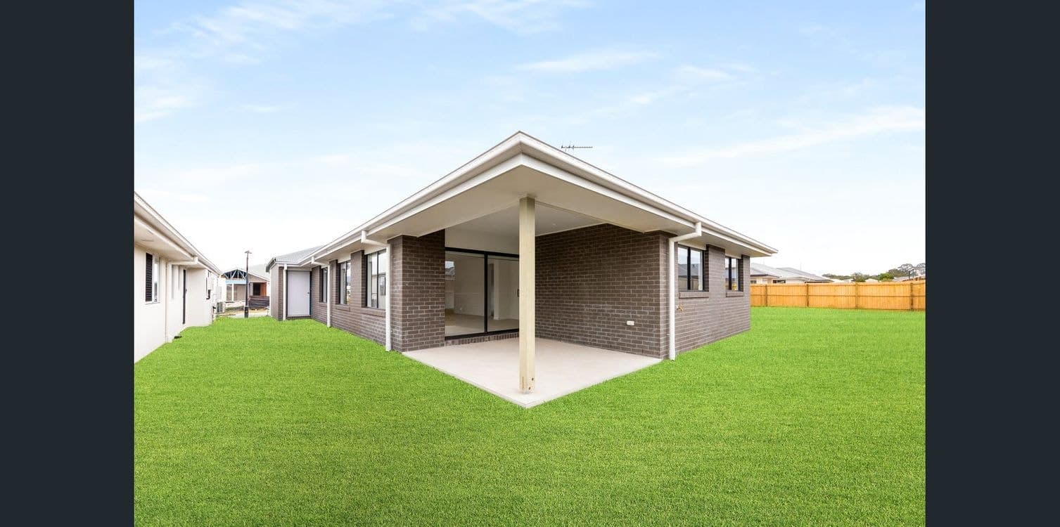 11 Patterson Road, WALLOON, QLD 4306, Walloon - Thumbnail 5