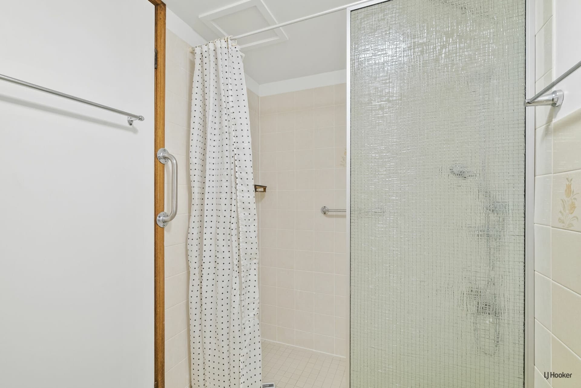 2/11 Hayle Street Burleigh Heads QLD, Burleigh Heads - Image 1