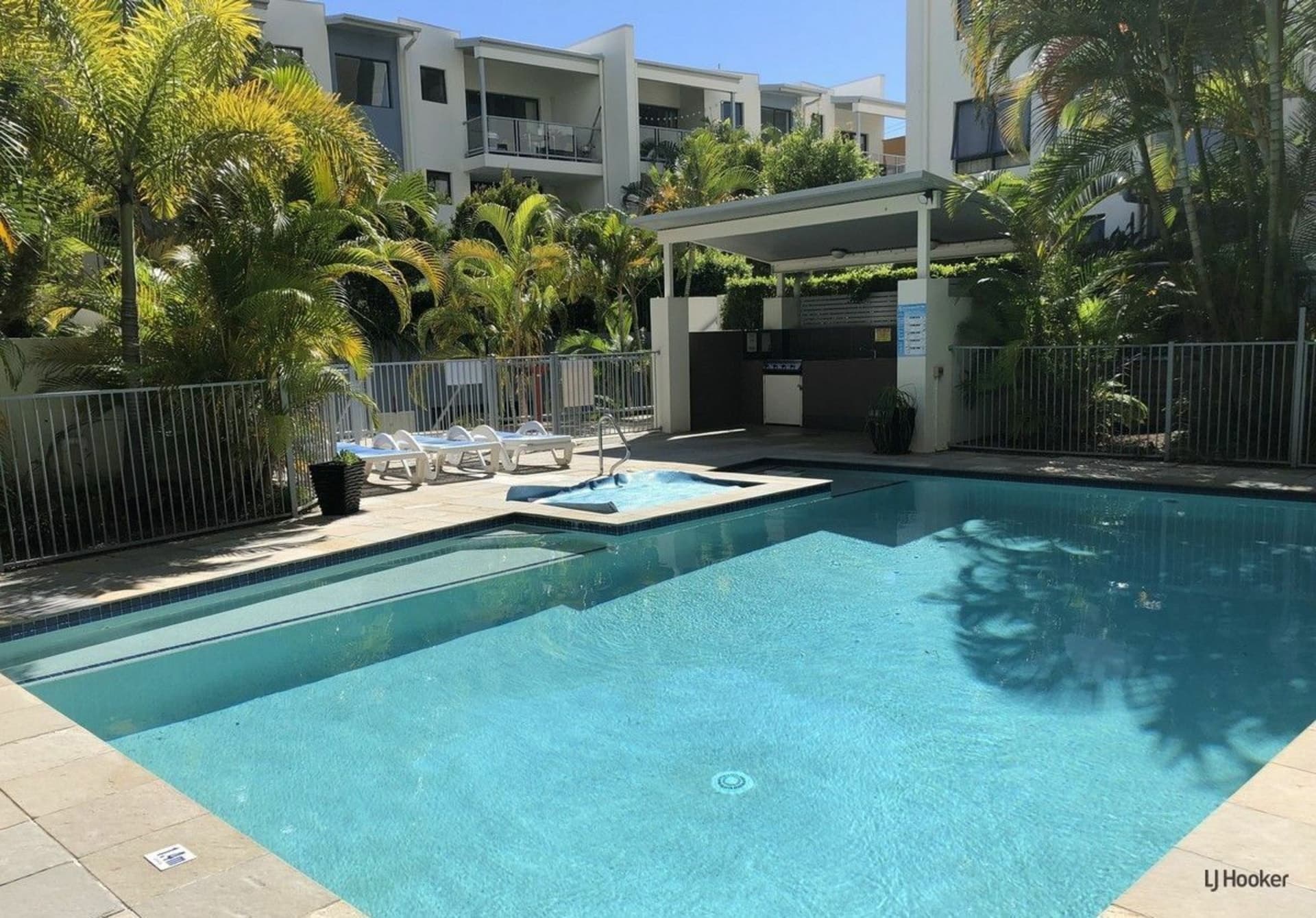 27/6 Fifth Avenue Burleigh Heads QLD, Burleigh Heads - Image 1