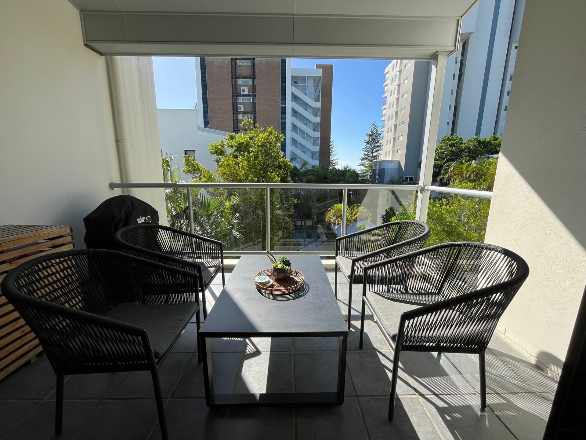 27/6 Fifth Avenue Burleigh Heads QLD, Burleigh Heads - Thumbnail 3