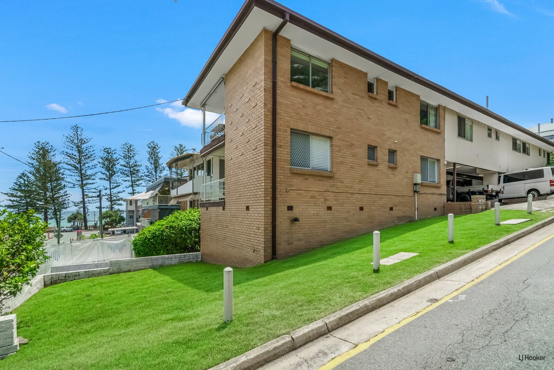 2/51 Hayle Street Burleigh Heads QLD, Burleigh Heads - Image 1