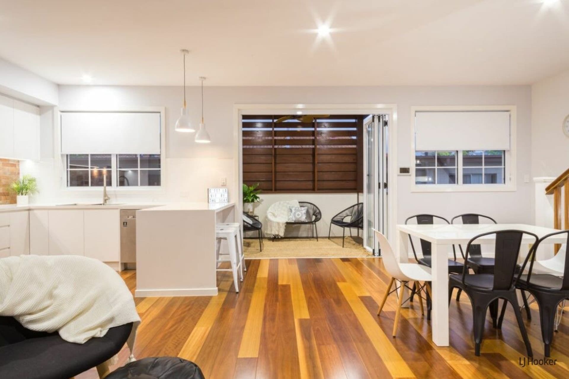 2/27 Burleigh Street Burleigh Heads QLD, Burleigh Heads - Thumbnail 2