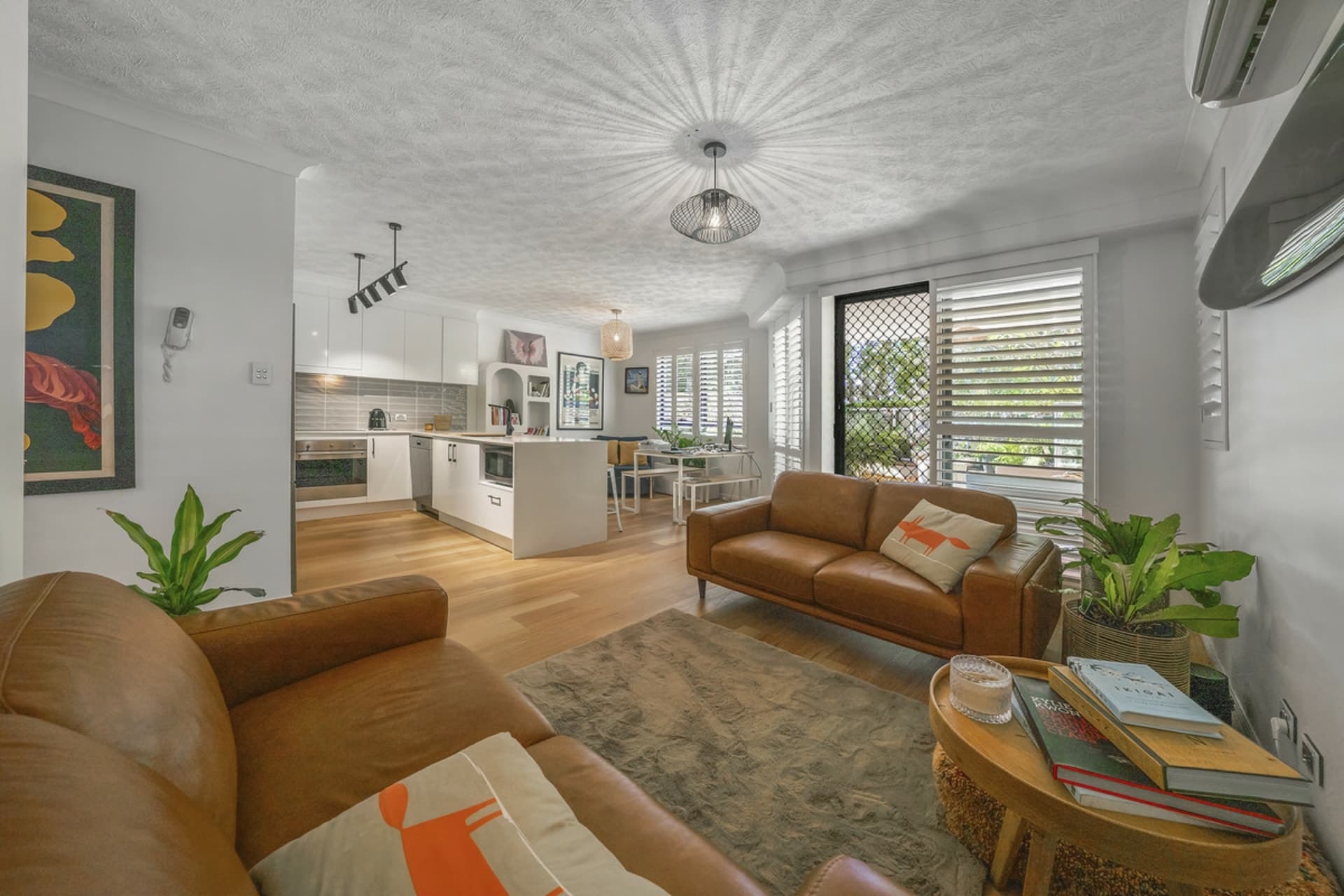 12/6 Fifth Avenue Burleigh Heads QLD, Burleigh Heads - Image 1