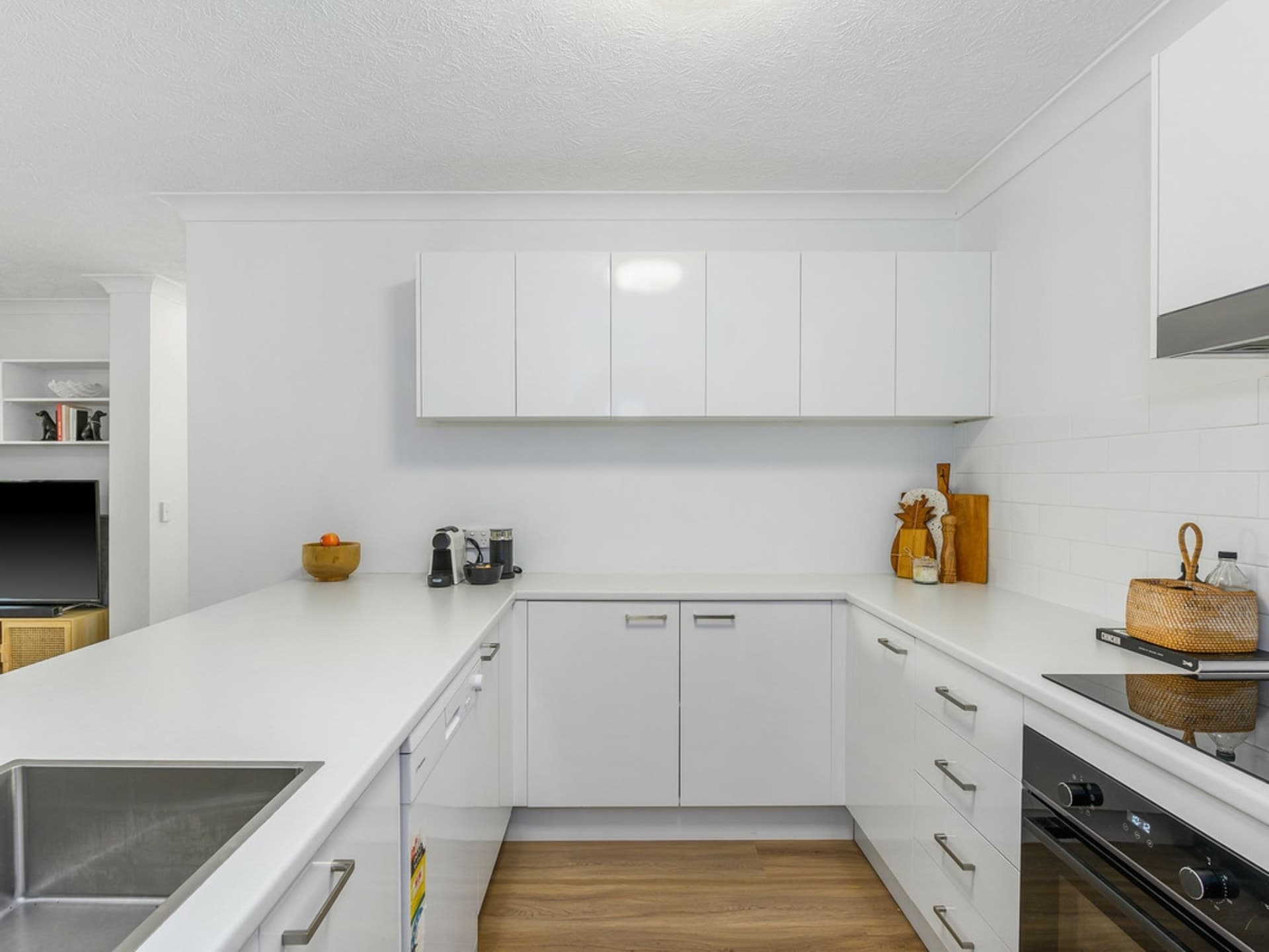 10/1 Burleigh Street Burleigh Heads QLD, Burleigh Heads - Image 1