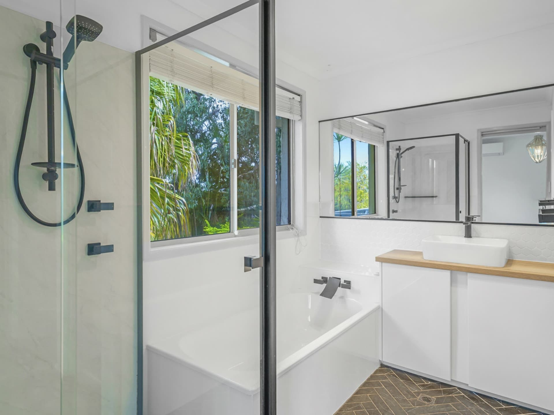 7/40 Sunbird Street Burleigh Waters QLD, Burleigh Waters - Image 1