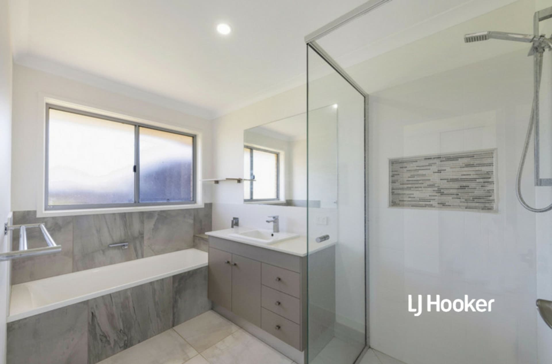 52 Rickerts Road Burnett Heads QLD, Burnett Heads - Thumbnail 6
