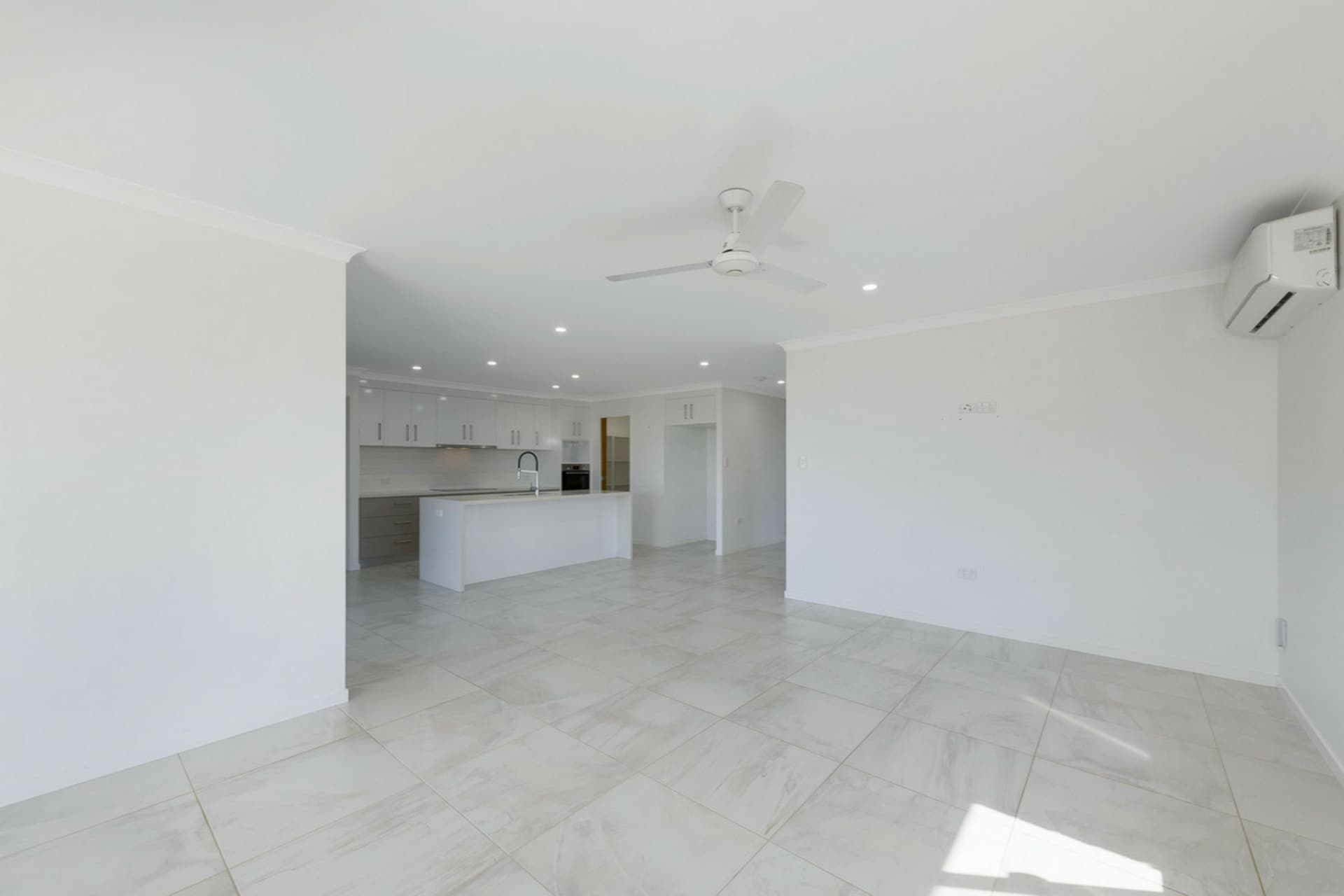 52 Rickerts Road Burnett Heads QLD, Burnett Heads - Thumbnail 5