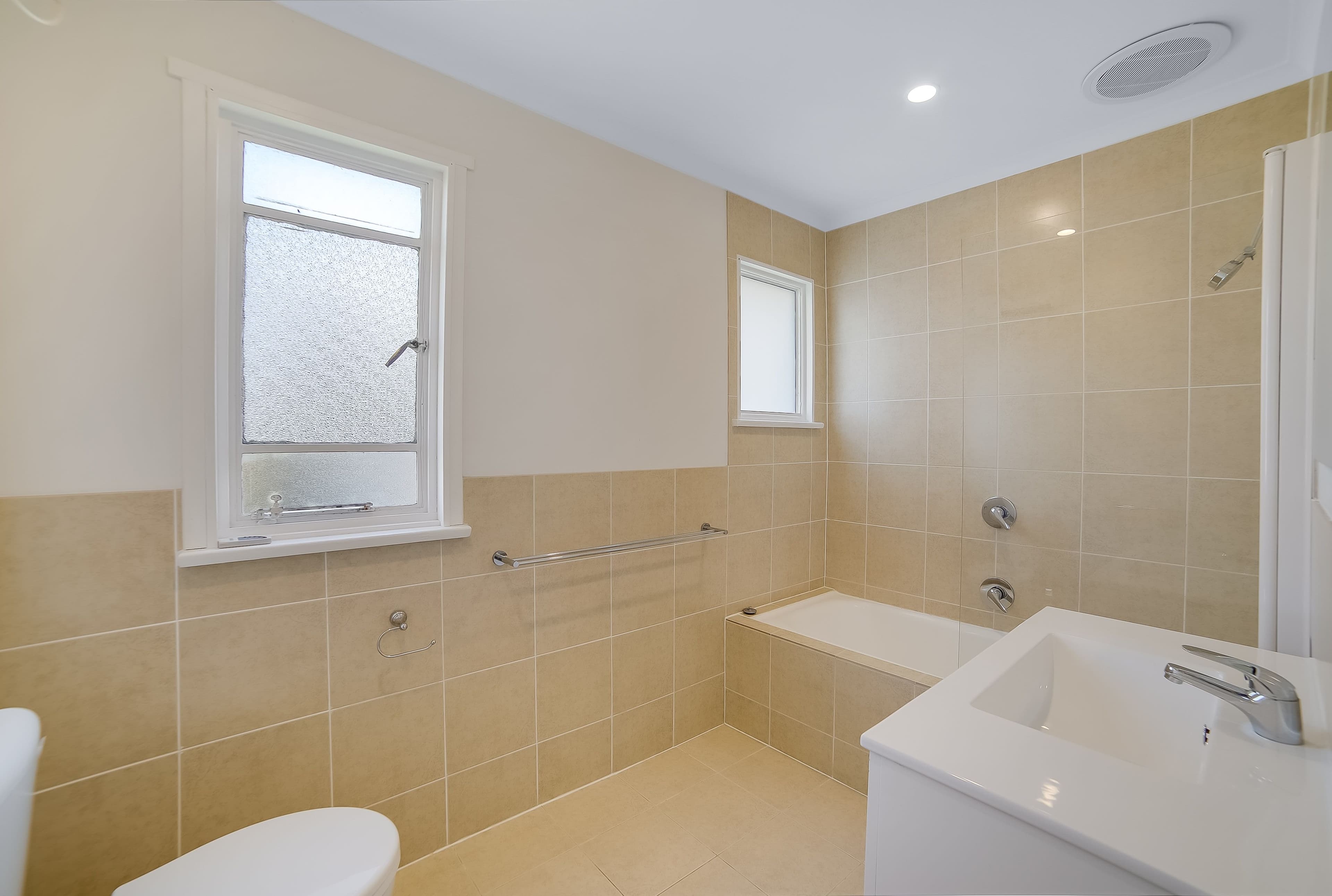 34 Resolution Street, Warrane TAS 7018, Warrane - Thumbnail 3