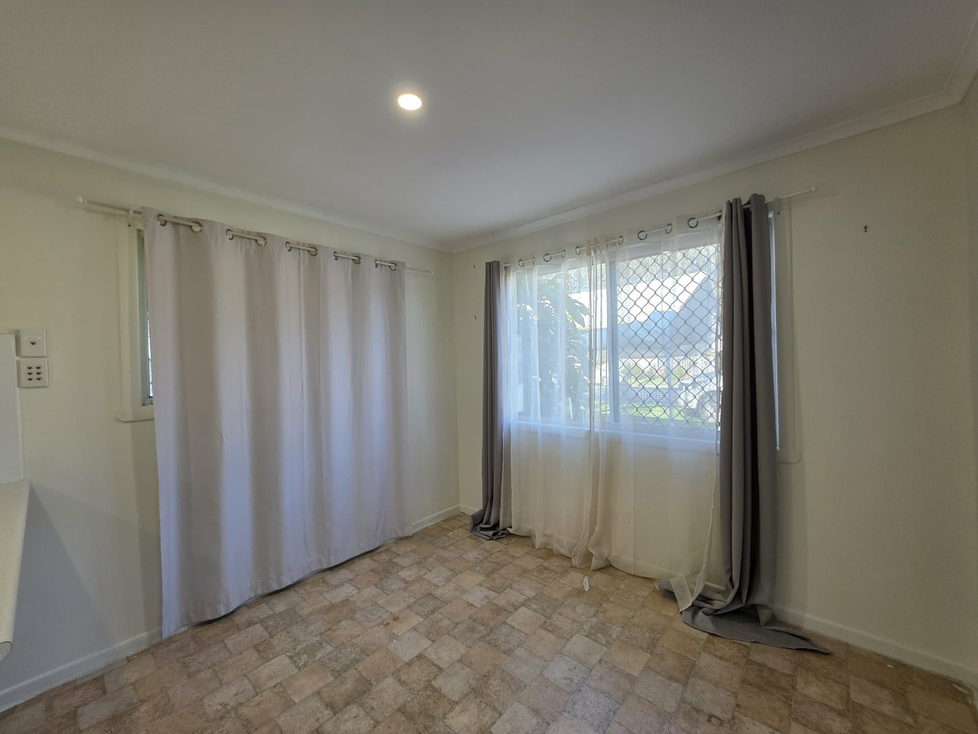 12 Shirley Street Caboolture QLD, Caboolture - Thumbnail 6