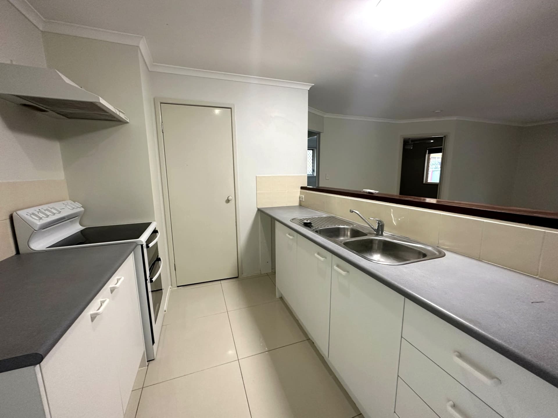 18 Kalunda Drive Caboolture QLD, Caboolture - Thumbnail 3