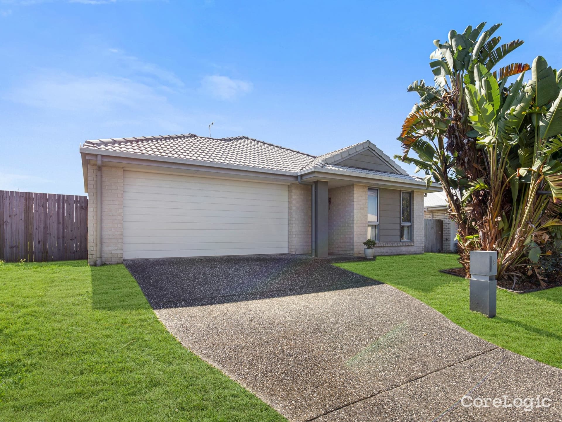 8 Poole Court Caboolture QLD, Caboolture - Thumbnail 2