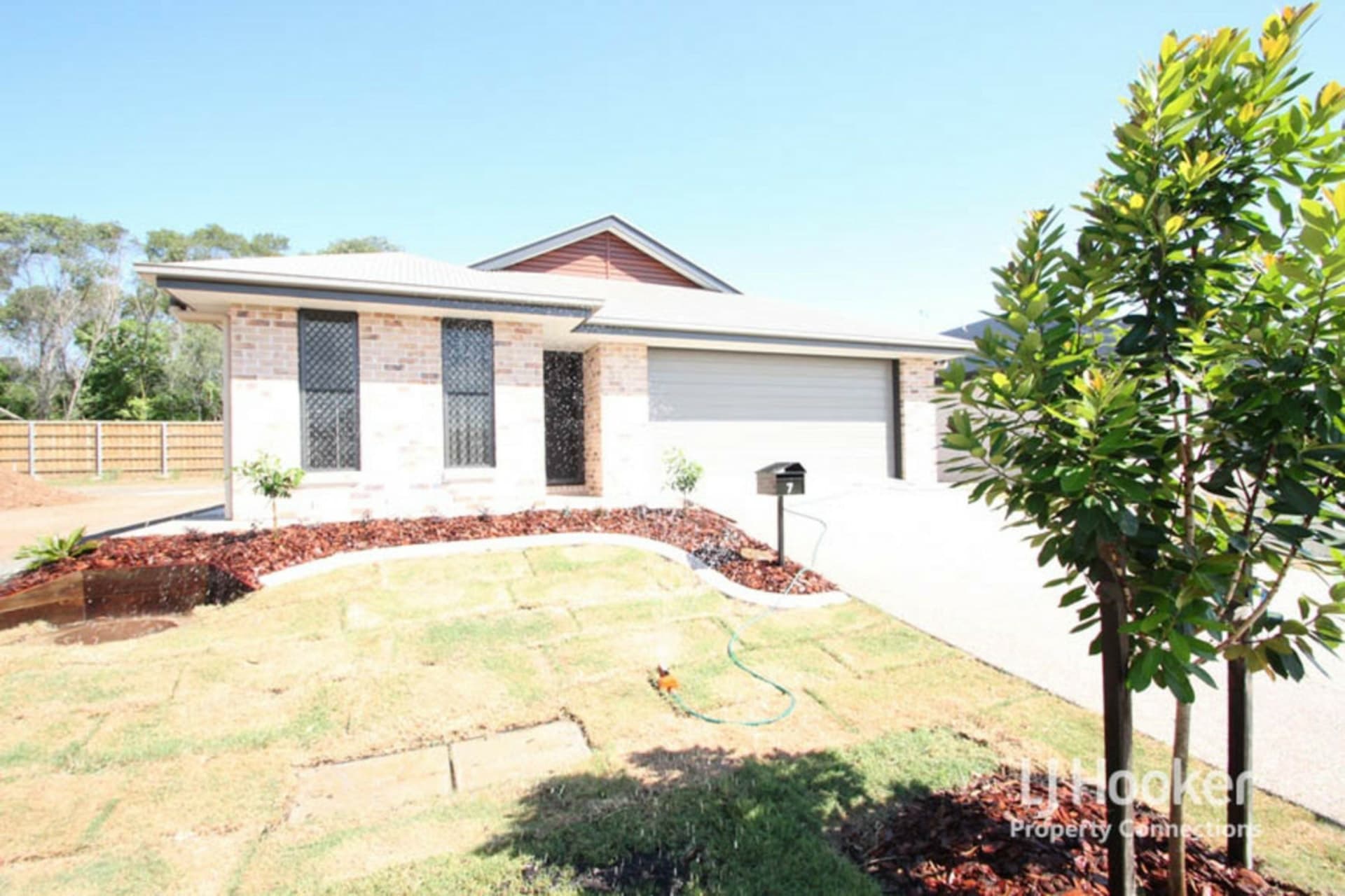 7 Begonia Court Caboolture QLD, Caboolture - Thumbnail 2