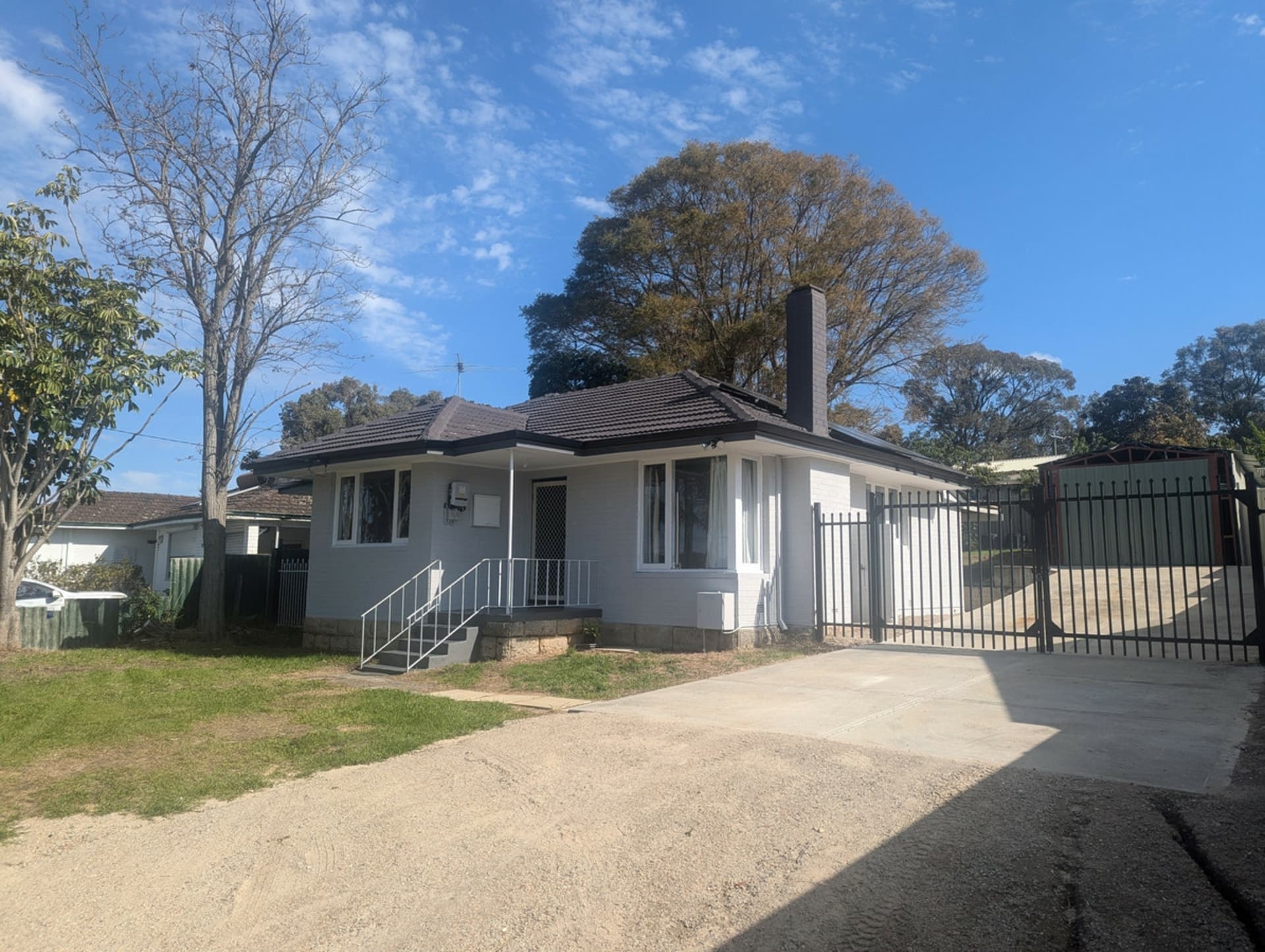 92 Calista Avenue Calista WA, Calista - Thumbnail 2