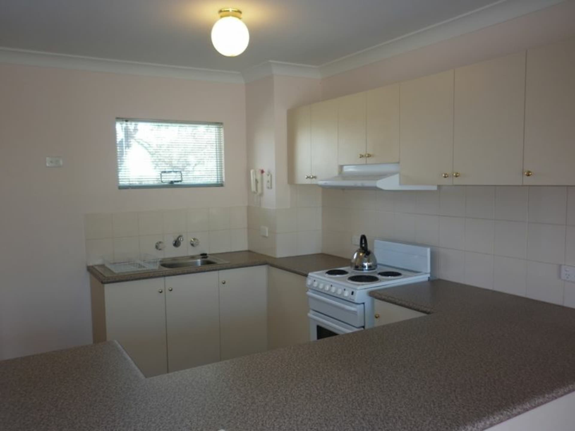 16/30 Kenton Way Calista WA, Calista - Thumbnail 2