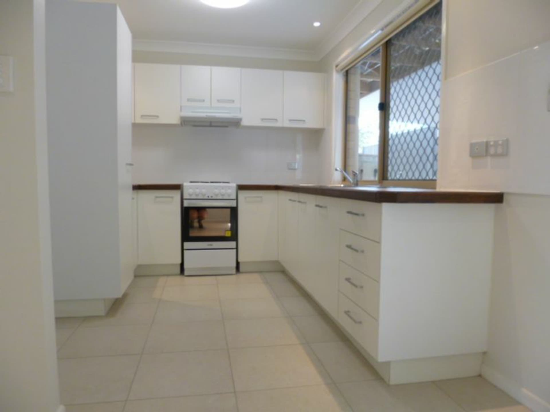 1 Karnak Court Camira QLD, Camira - Thumbnail 2