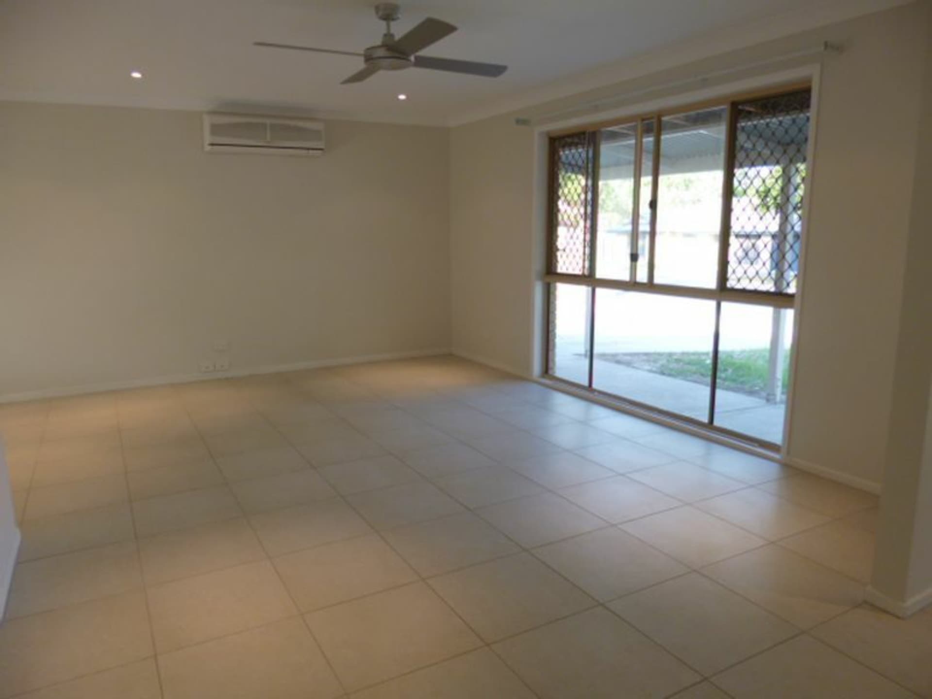 1 Karnak Court Camira QLD, Camira - Thumbnail 5