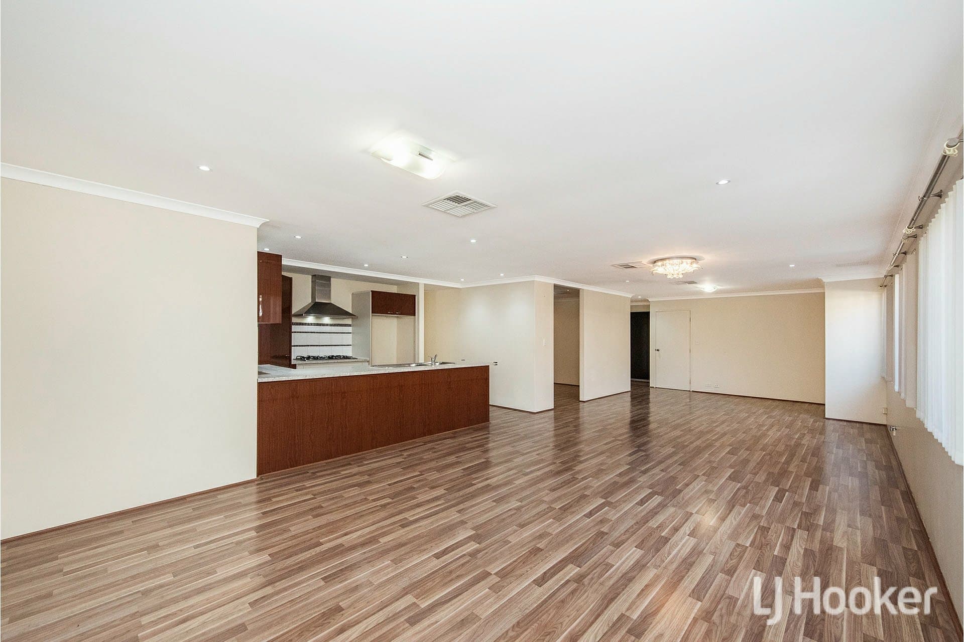 11 Liffey Street Canning Vale WA, Canning Vale - Image 1