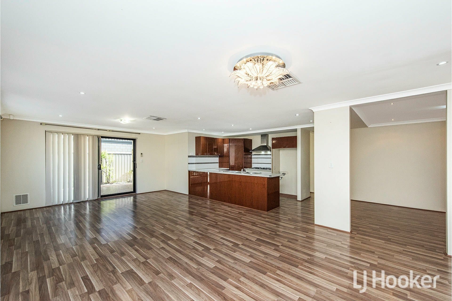 11 Liffey Street Canning Vale WA, Canning Vale - Thumbnail 4