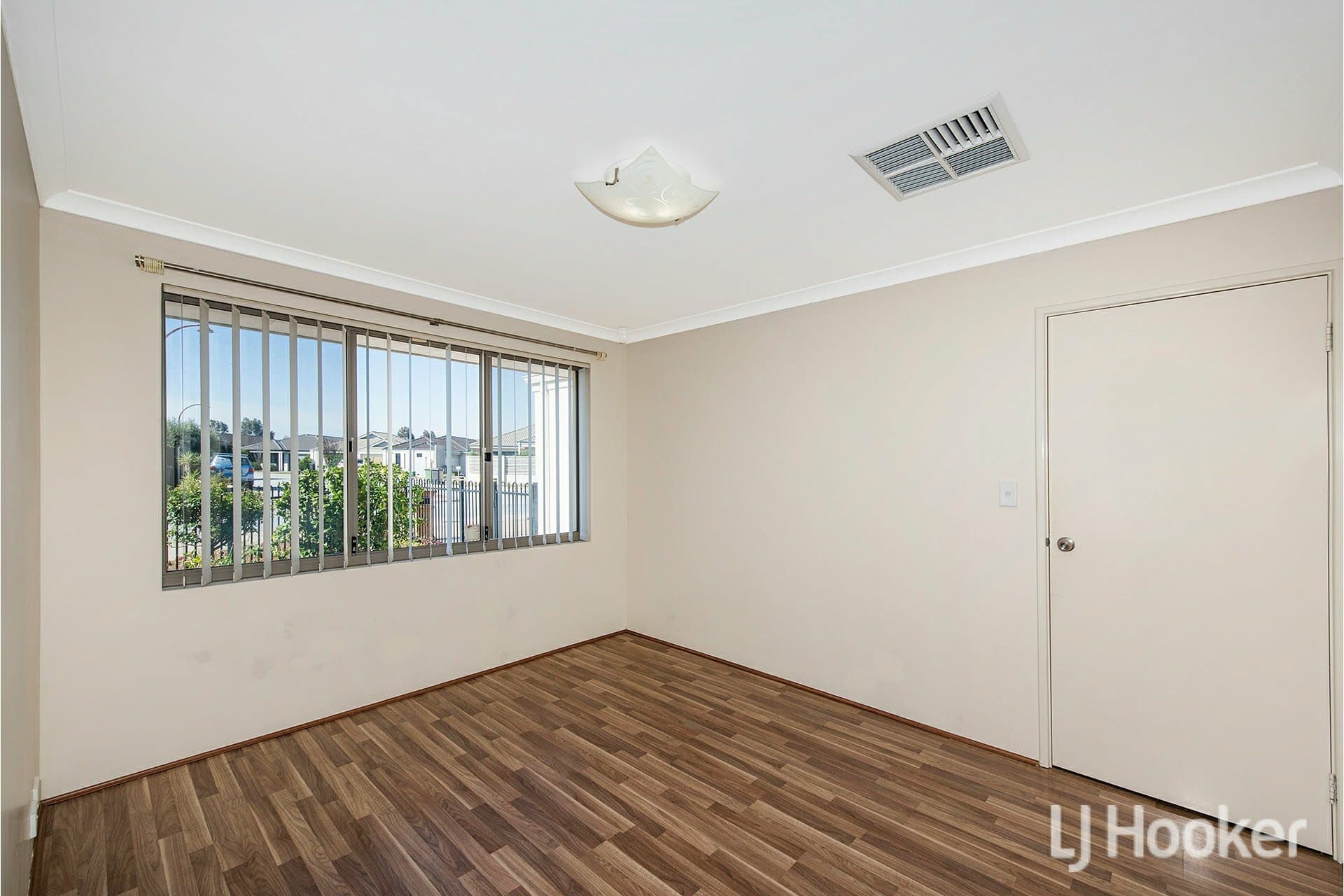 11 Liffey Street Canning Vale WA, Canning Vale - Thumbnail 8