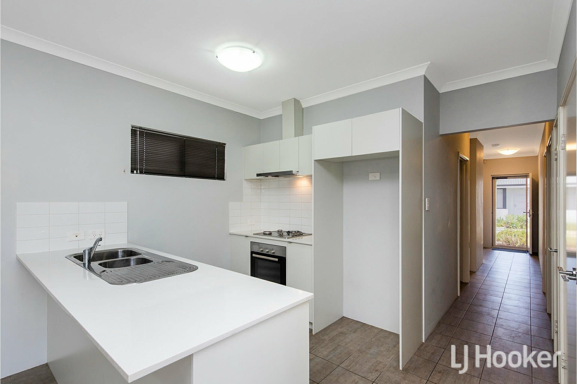 10/18 Gowrie Approach Canning Vale WA, Canning Vale - Thumbnail 3