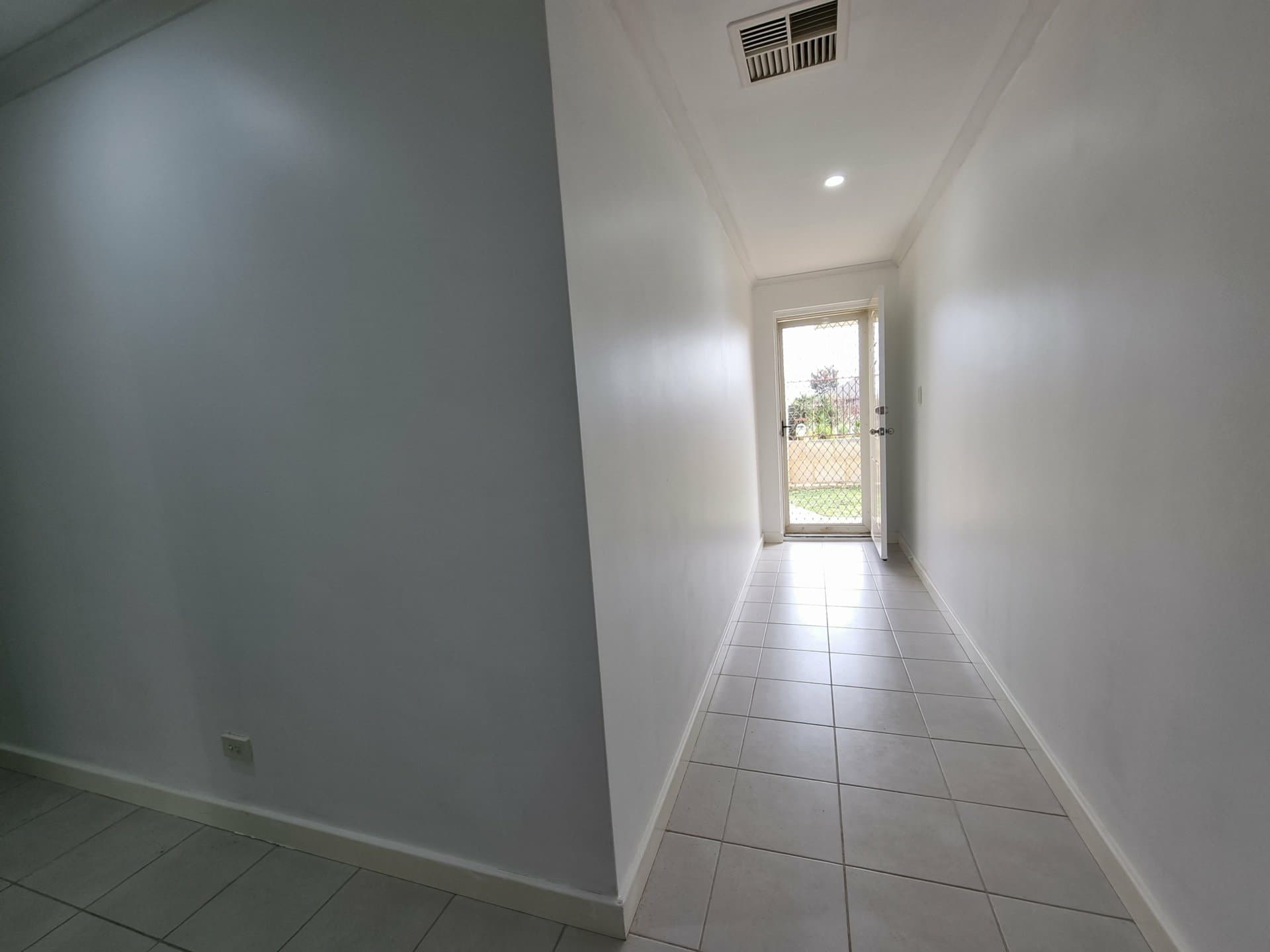 9 Atkinson Way Canning Vale WA, Canning Vale - Thumbnail 3