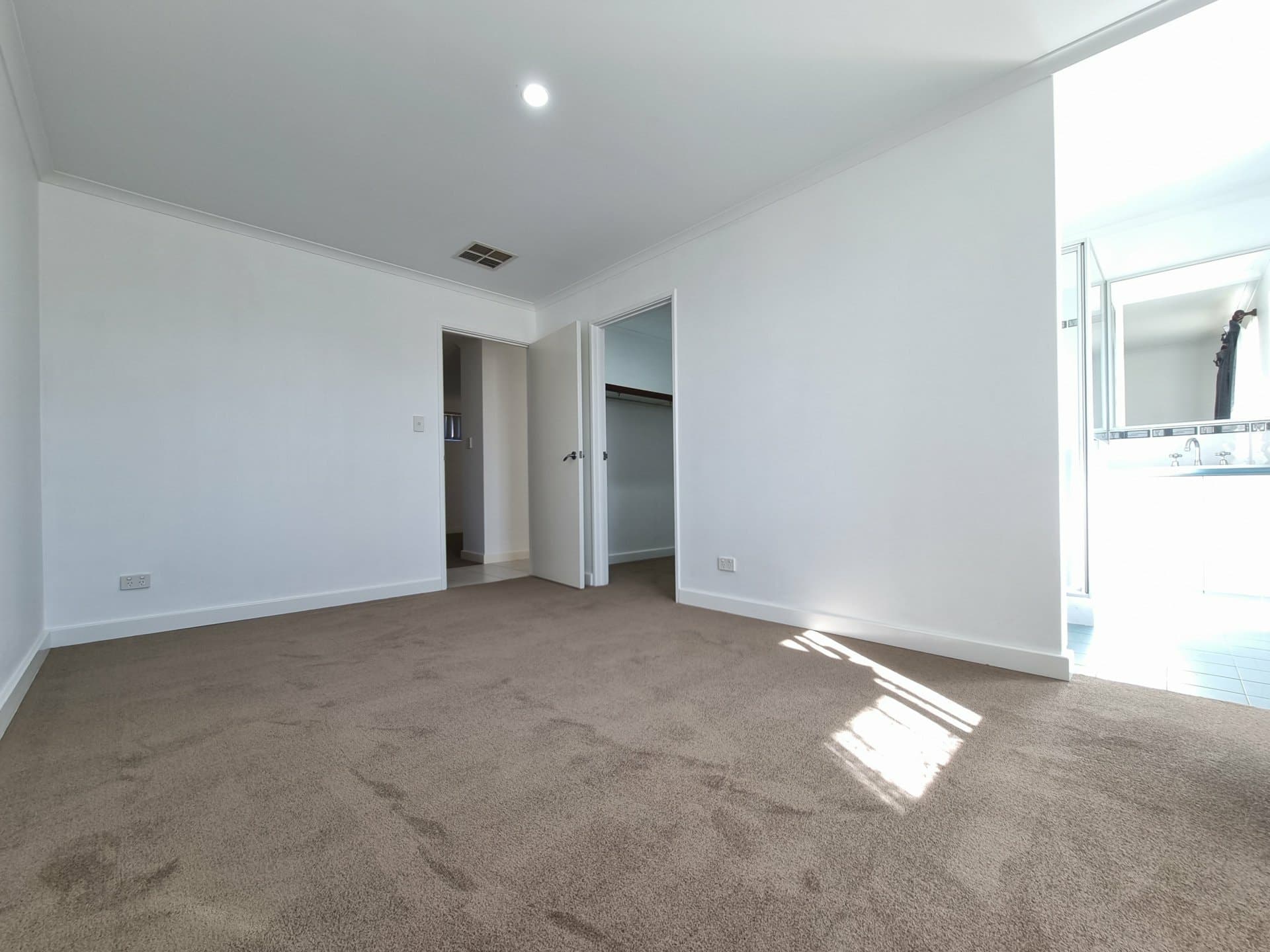 9 Atkinson Way Canning Vale WA, Canning Vale - Thumbnail 4